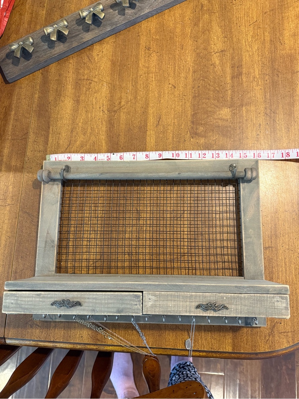 Rustic Gray Wood Wall Key & Jewelry Organizer with Wire Grid